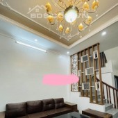 Bán nhà 34m2 x 5 tầng, mt 4.2m xây mới, đủ đồ tại Hoàng Hoa Thám, Ba Đình